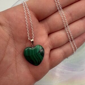 Malachite Heart Pendant Necklace Green Gemstone Silver‎ Chain Jewelry Women